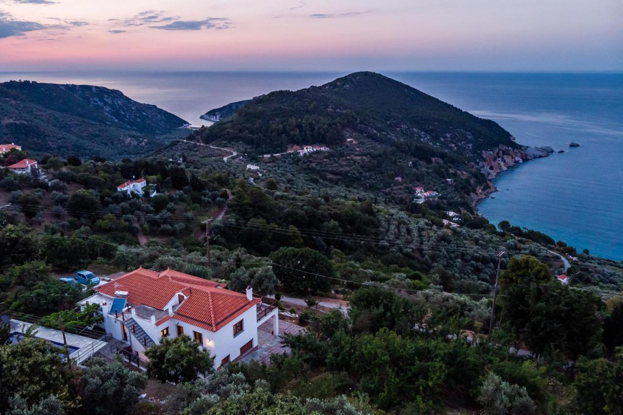 Villa Margini, Aegean Views , Pool Villa, Skopelos ภายนอก รูปภาพ